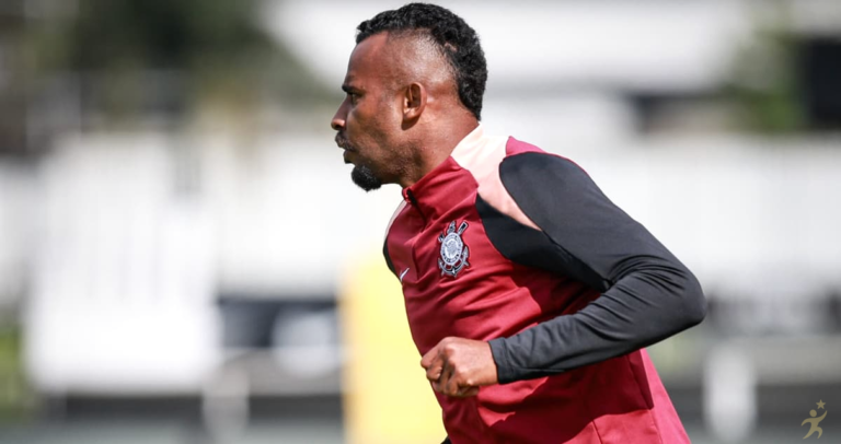 Alex Santana pode ganhar nova chance no Corinthians contra Cascavel