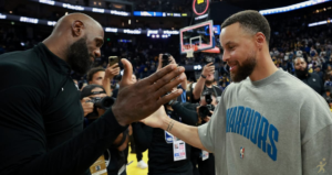 Curry convida LeBron para Warriors; astro em agência livre