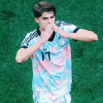 Charles De Ketelaere brilha na goleada da Bélgica sobre os EUA na Copa