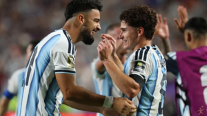 Flaco López avalia peso histórico Argentina x Inglaterra