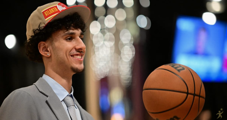 Mavs adquire ex-número 1 do Draft em troca tripla com OKC e Hawks