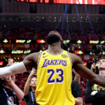 Futuro de LeBron James impacta calendário e transmissão da NBA