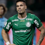Palmeiras tem ataque desfigurado na volta ao Brasileirão