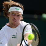 O adversário de João Fonseca em Wimbledon que já venceu Alcaraz