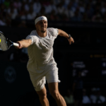 Zverev Impressiona Treinador de Sinner Apesar de Derrota em Wimbledon