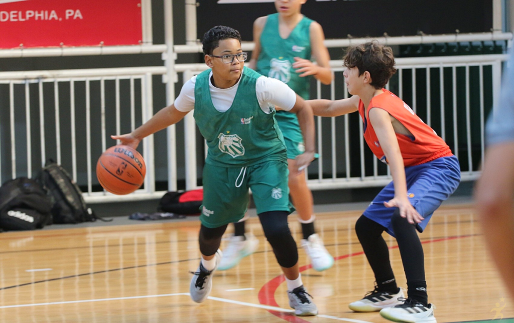 Mais de 500 jovens disputam torneio nacional da NBA Basketball School