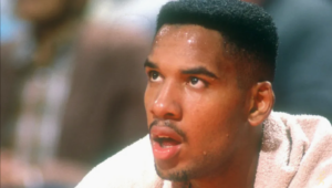 Tricampeão da NBA Stacey King morre aos 59 anos