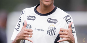 Santos: Robinho Jr. volta a se chamar Juninho e abre mão de homenagem ao pai