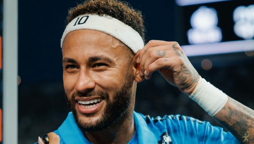 Corintiano chora ao receber camisa de Neymar e é hostilizado