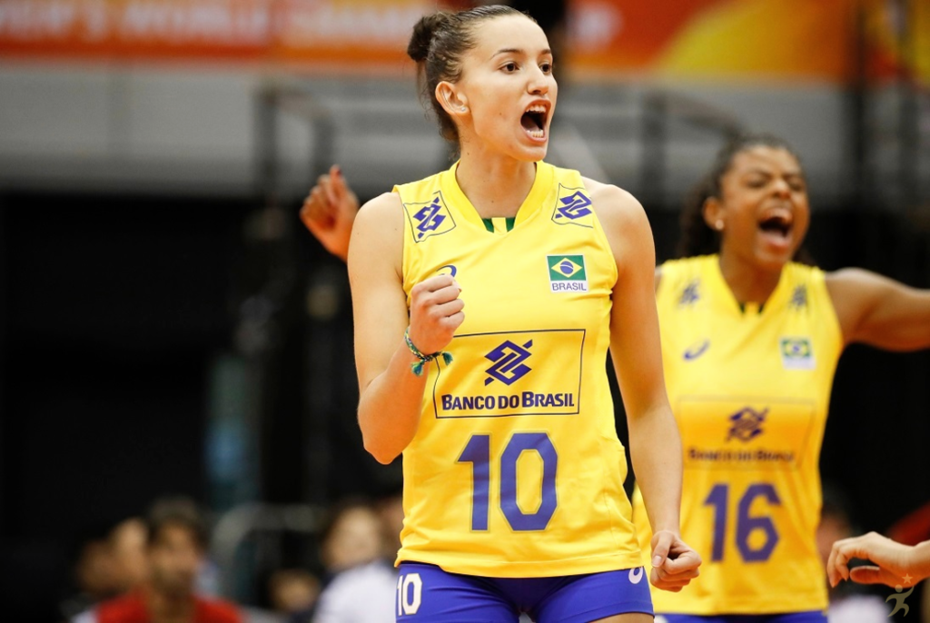 Gabi é eleita melhor atacante do mundo por ponteira russa