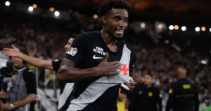 Vasco x Fluminense: substituto de Thiago Mendes no clássico