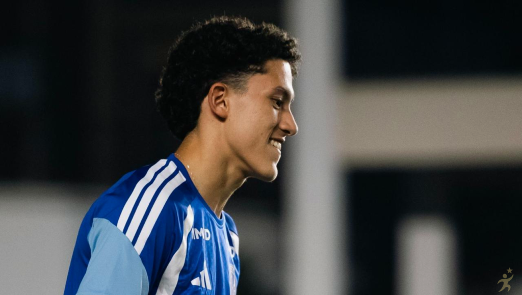 Felipe Morais, joia do Cruzeiro, marca e cobiçado na Europa