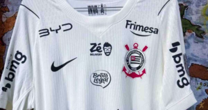 Gabriel Paulista preocupa Corinthians antes da Libertadores