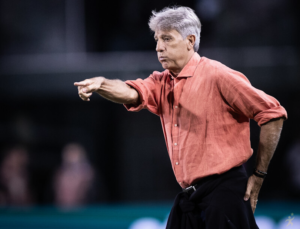 Renato Gaúcho pode assumir o Botafogo após saída do Vasco