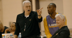Los Angeles Lakers anuncia estátua para Phil Jackson em 2027