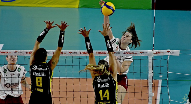 Fluminense é superado pelo Dentil Praia Clube no Vôlei