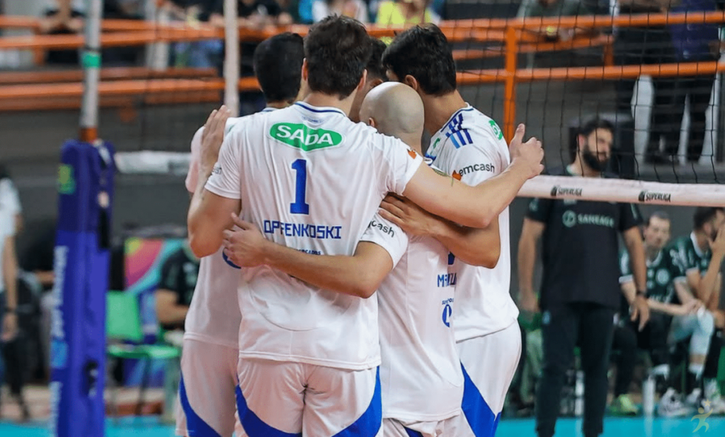 Cruzeiro bate Goiás e está na semifinal da Superliga