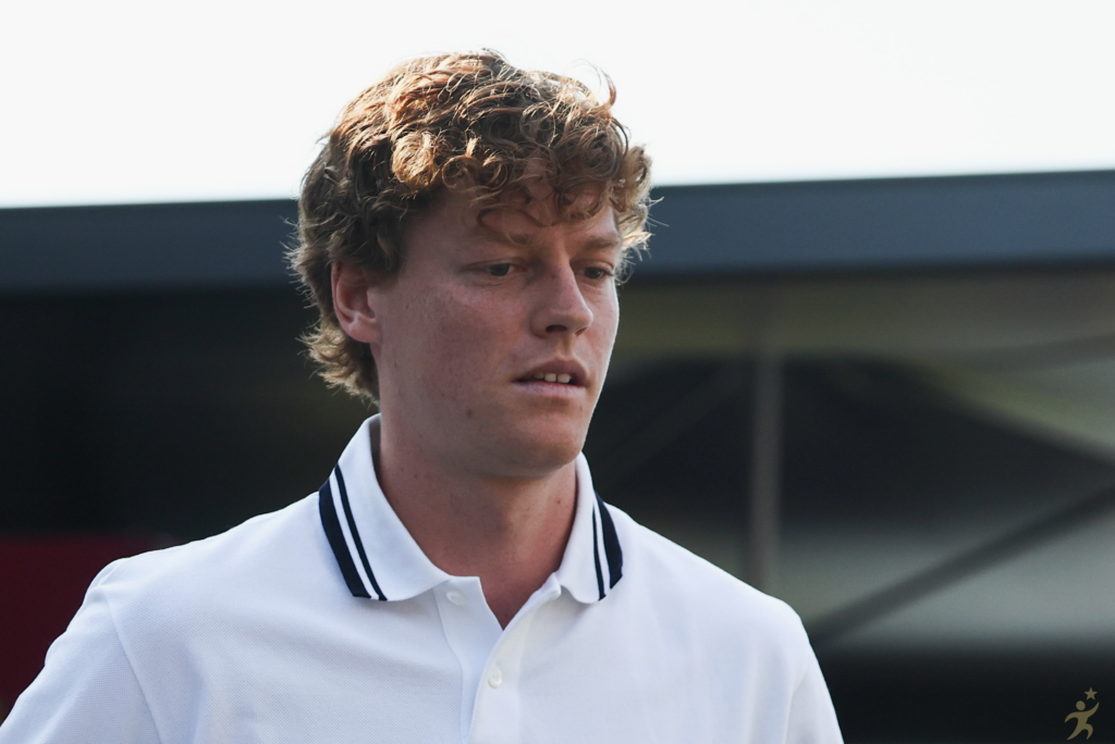 Sinner desiste do ATP 500 de Pequim e Zverev ganha espaço