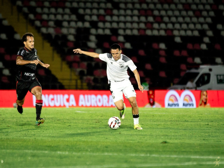 Ceará perde para o Botafogo-SP e se complica na Série B