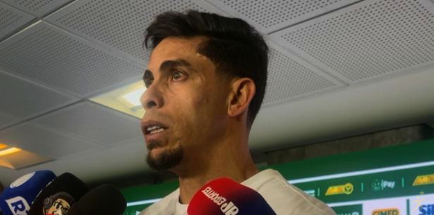 Gabriel Paulista desabafa sobre crise no Corinthians
