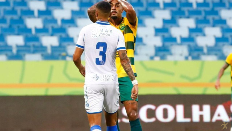 Cuiabá perde para o Avaí na Arena Pantanal e se complica