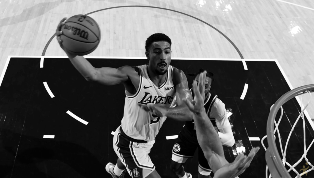 Lakers vence Clippers com brilho do banco e sem Doncic