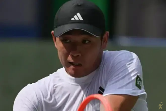 Yibing Wu critica Alexander Zverev após duelo em Xangai